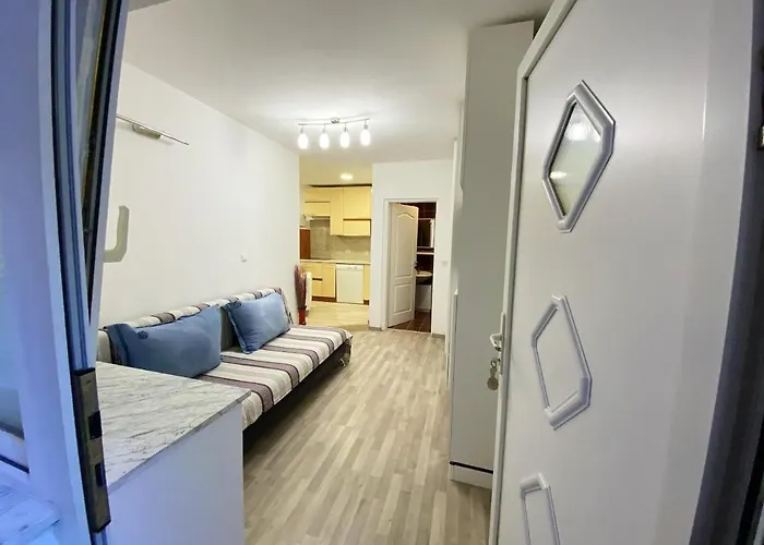 Modern In With Sea View - 48 M². *