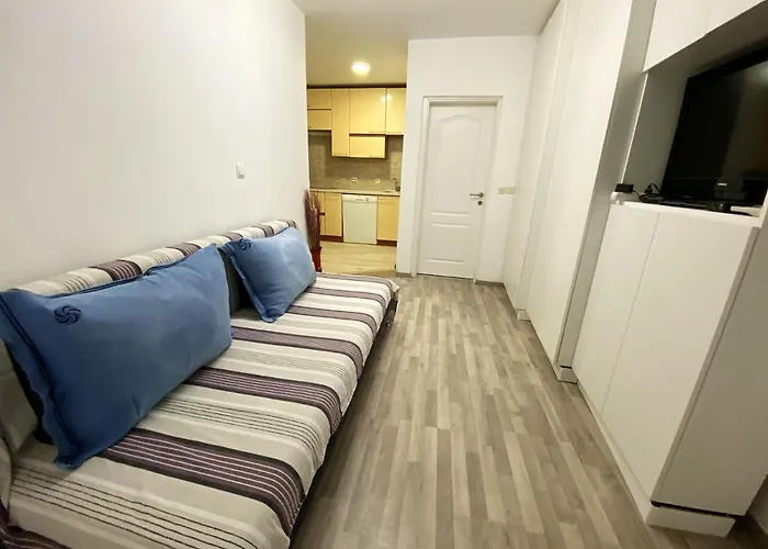 Modern In With Sea View - 48 M². Апартаменты